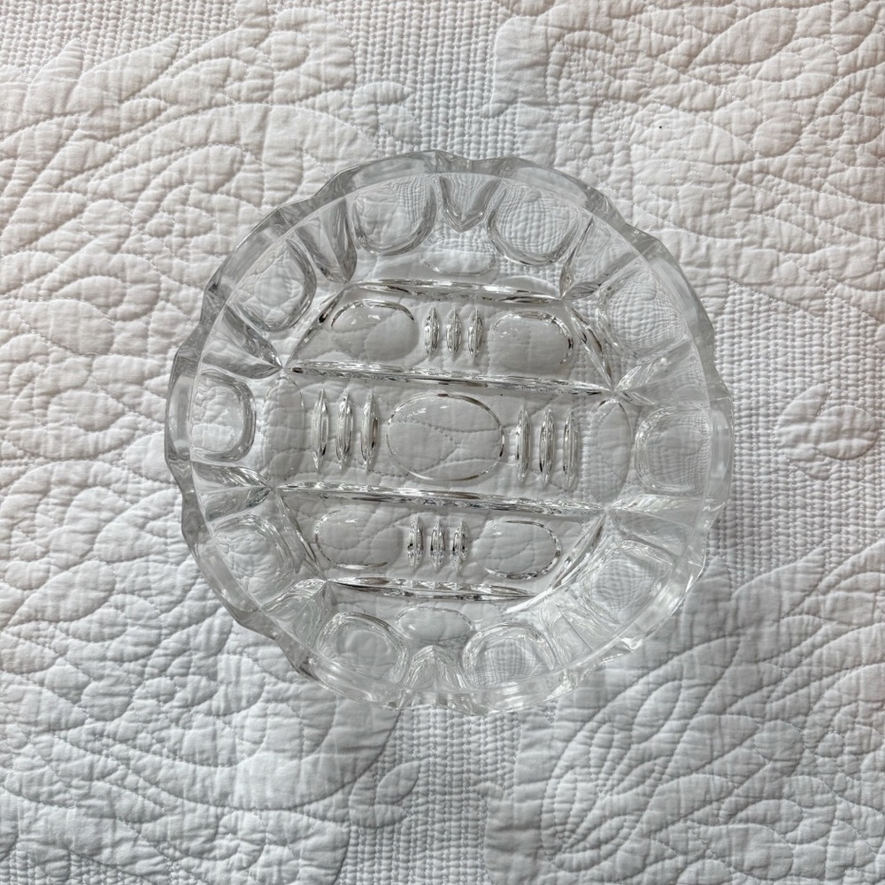 Elegant Clear Glass Serving‎ Bowl